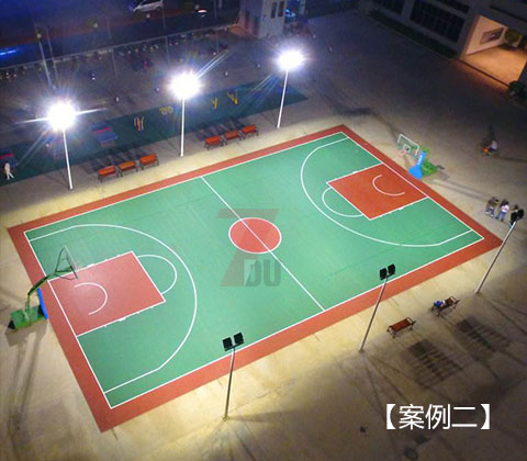 標(biāo)準(zhǔn)戶外籃球場6組8米立桿球場燈亮燈效果實拍案例一